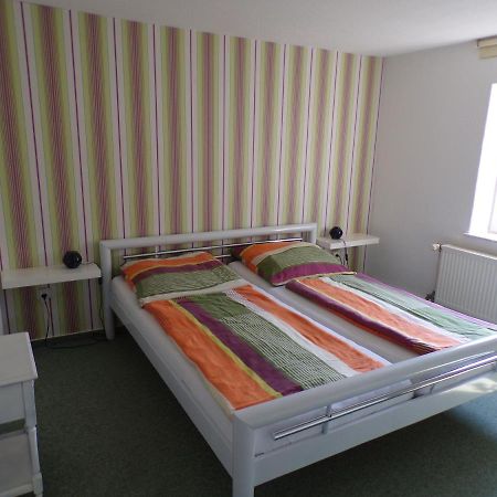 Ferienwohnung Am Greifswalder Bodden Вик Екстериор снимка
